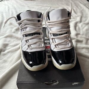 Jordan 11 Retro gratitude Women's Sneakers wore 3 times 4youth